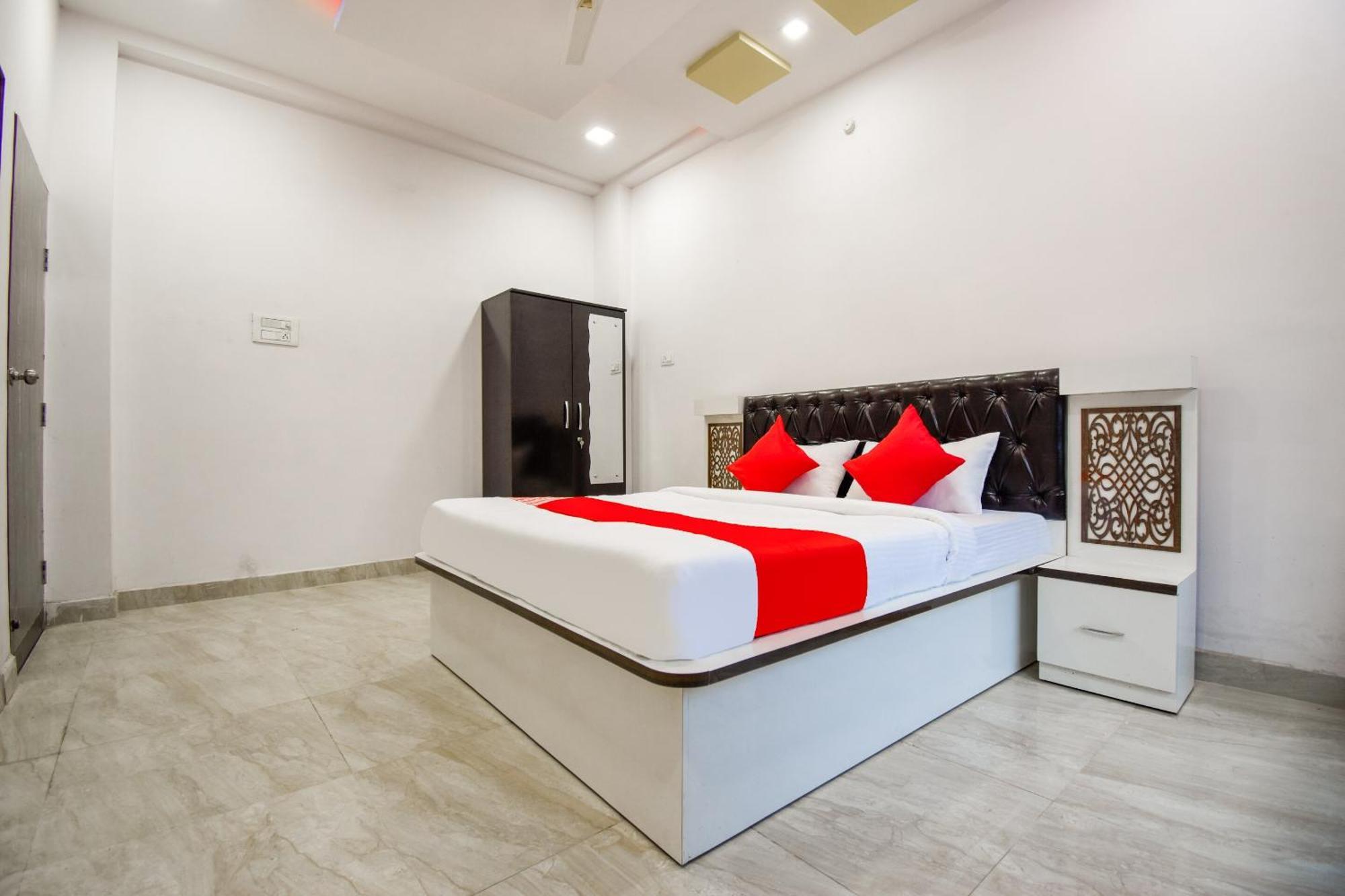 Oyo Flagship Mariyam Service Apartments Наґпур Екстер'єр фото